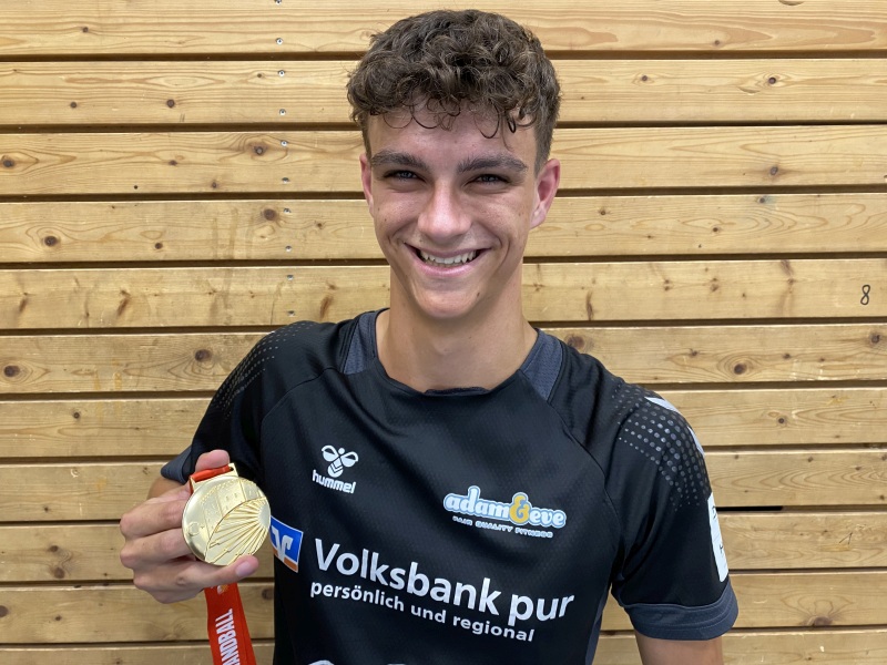 800Tim Krauth mit EM Goldmedaille